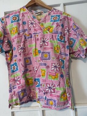Peaches Uniforms Multicolor Floral Scrub Top breast cancer supportive